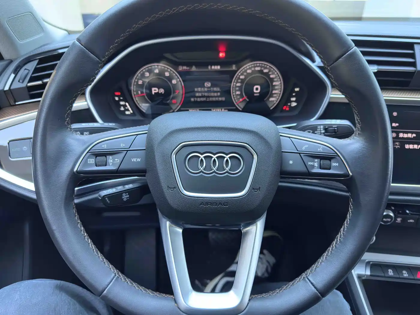 Audi Q3 2023 2023 35 TFSI Fashion Elegance (1.4T)