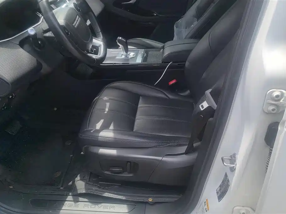 Land Rover Range Rover Evoque 2020 249PS Youth Edition фото 9