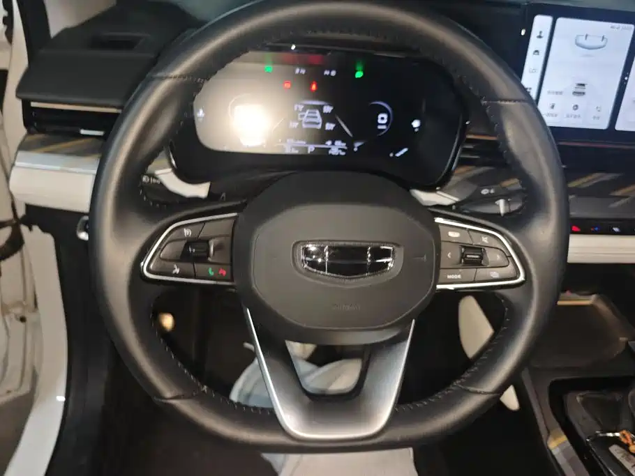 Geely Emgrand L 2022 2022 1.4T CVT Flagship