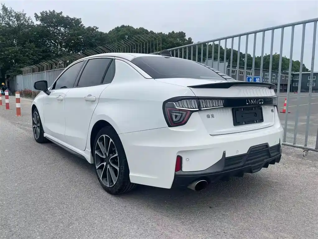 Lynk & Co 03 2019 1.5TD DCT Power Edition China VI фото 11