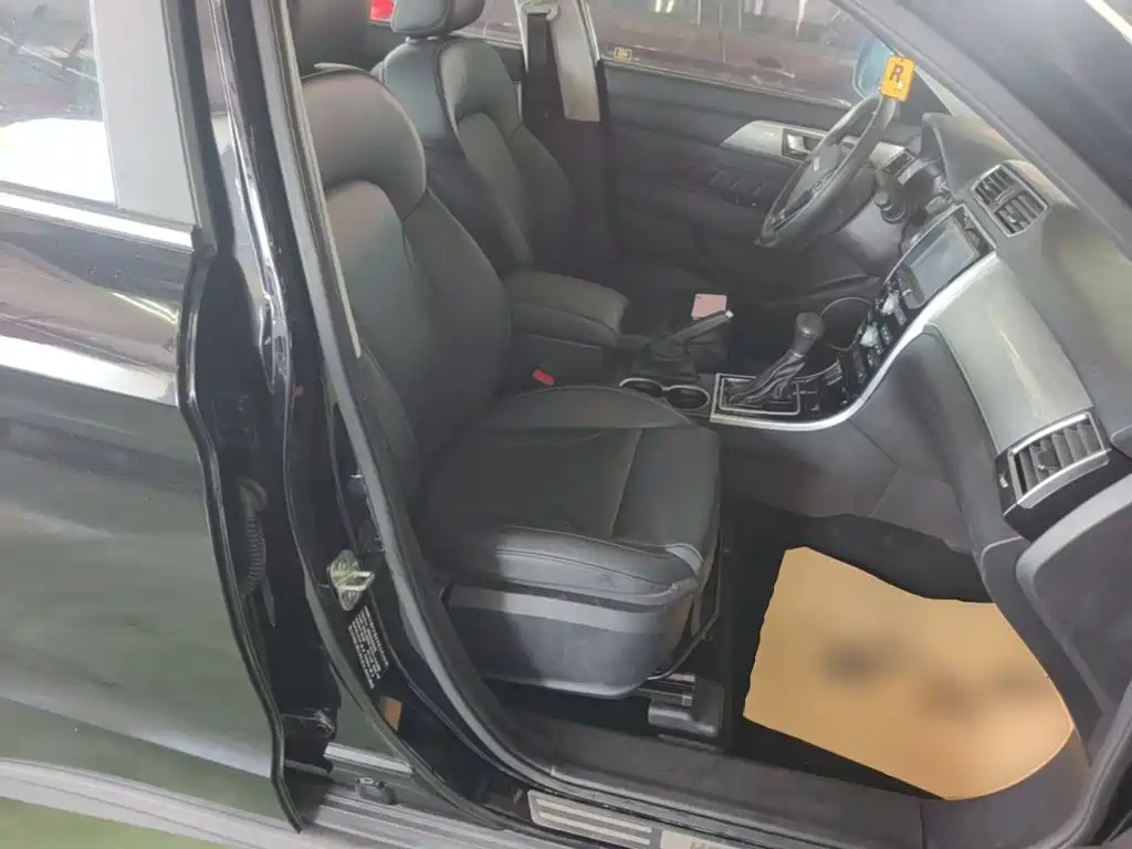 Фото 25 - Haval H2