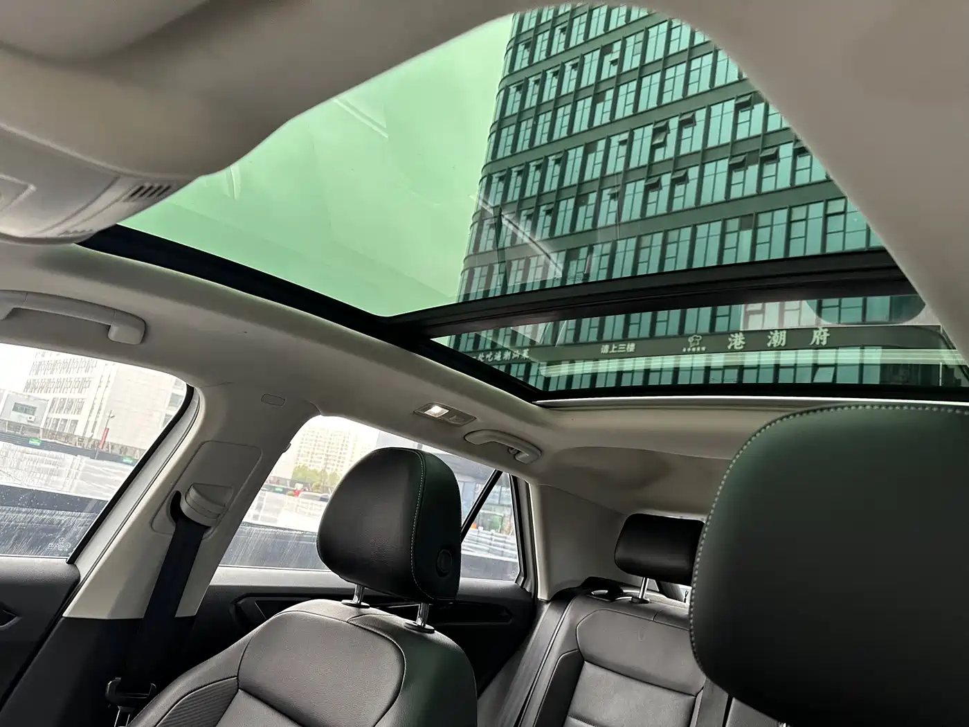 Volkswagen T-ROC 2020 280TSI DSG 2WD Comfort фото 9