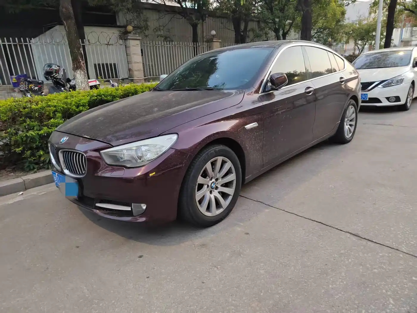 BMW 5 Series GT 2010 535i Luxury Model