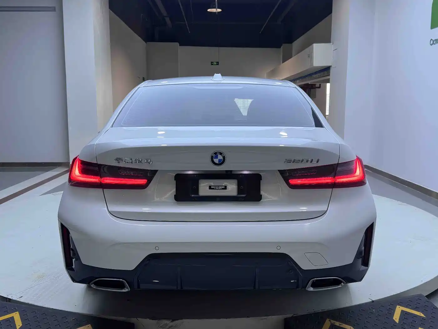 BMW 3 Series 2023 320Li M Sport Package фото 4