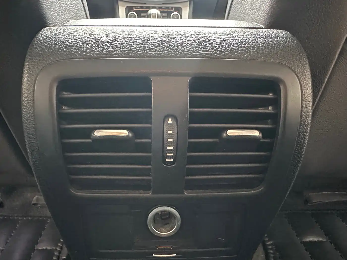 Volkswagen FAW-Volkswagen CC 2012 Model 2.0TSI Premium фото 20