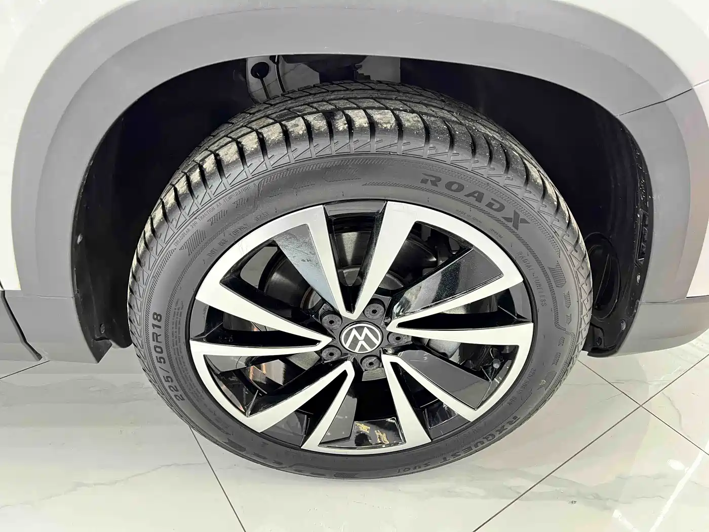Volkswagen Tharu 2022 280TSI FWD Luxury Edition фото 19
