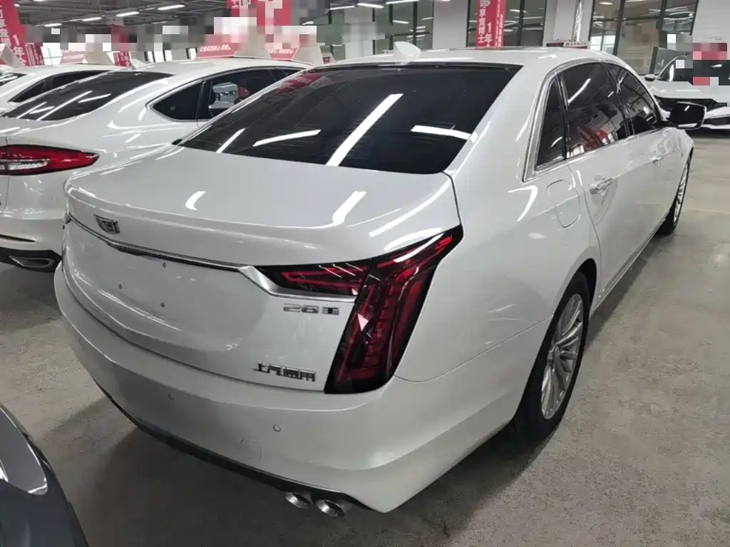 Фото 7 - Cadillac CT6