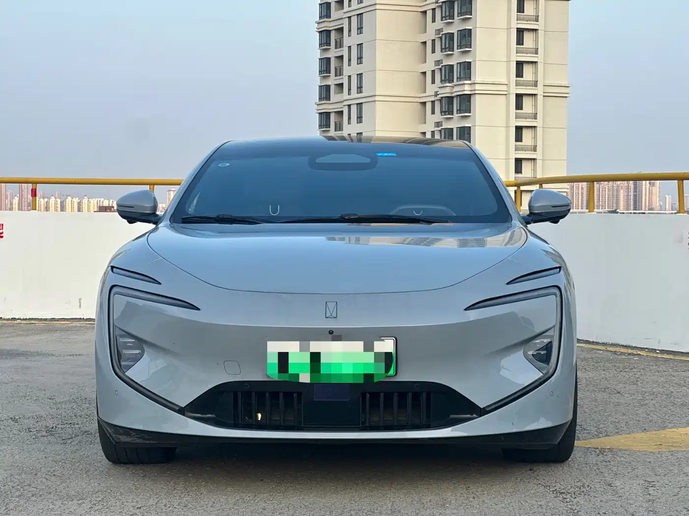 Avatr 12 2023 650 Triple Laser AWD Performance Edition фото 2