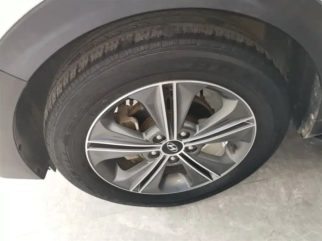 Hyundai Beijing Hyundai ix25 2015 1.6L Automatic 2WD Smart GLS фото 25