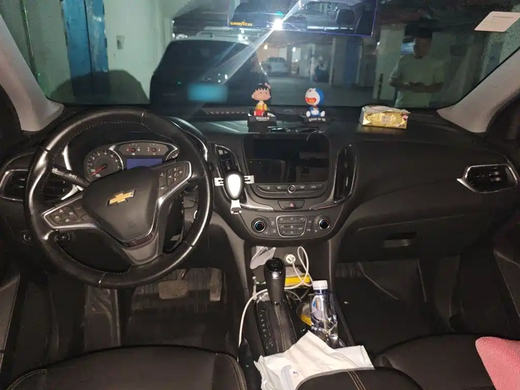 صورة 5 - Chevrolet Equinox