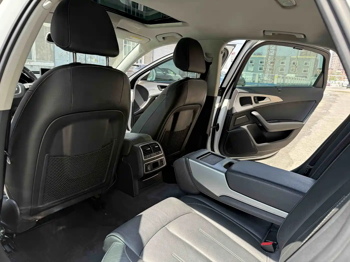 Audi A6L 2018 30th Anniversary 35 TFSI Fashion фото 14