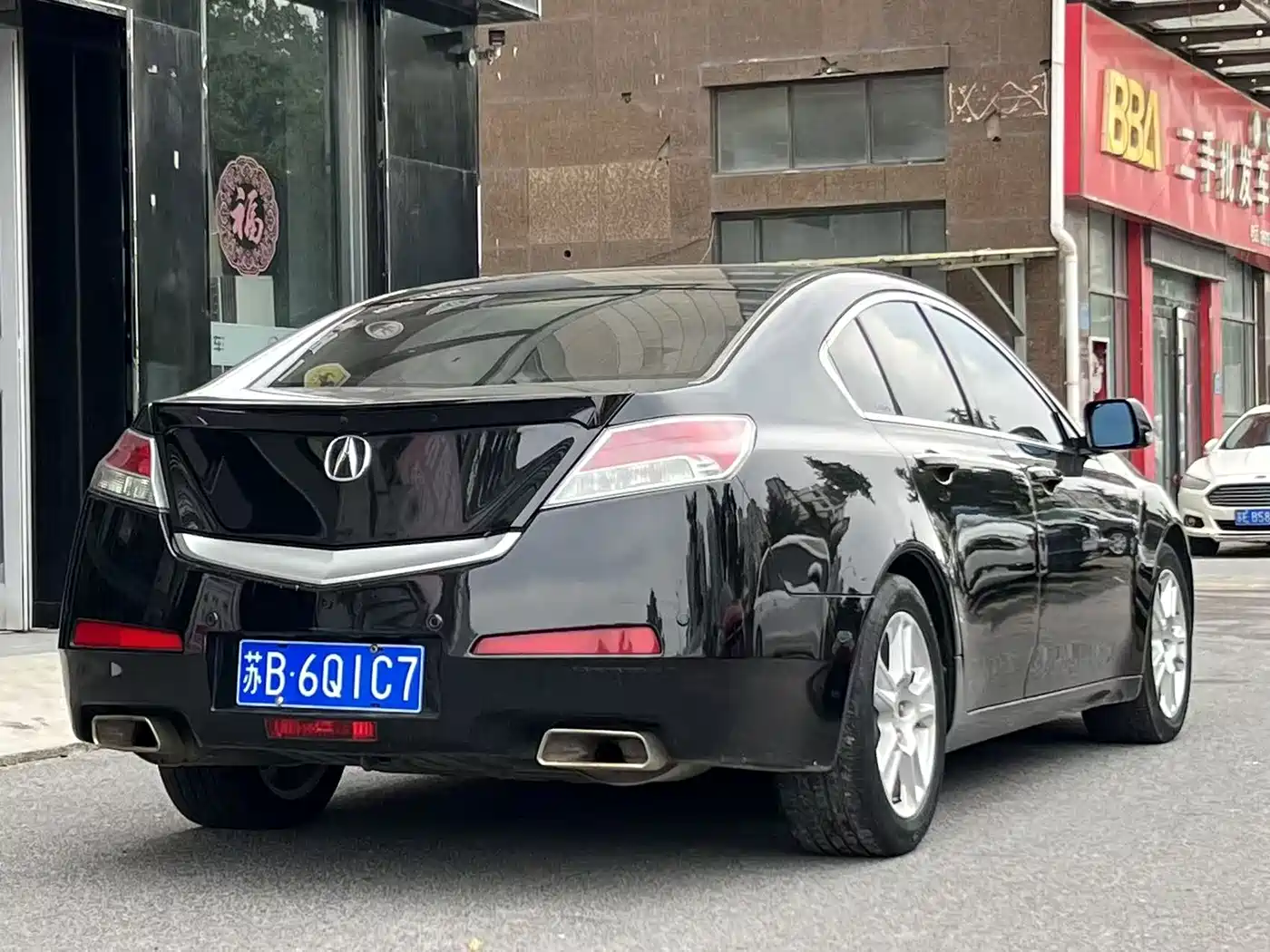 Фото 4 - Acura TL