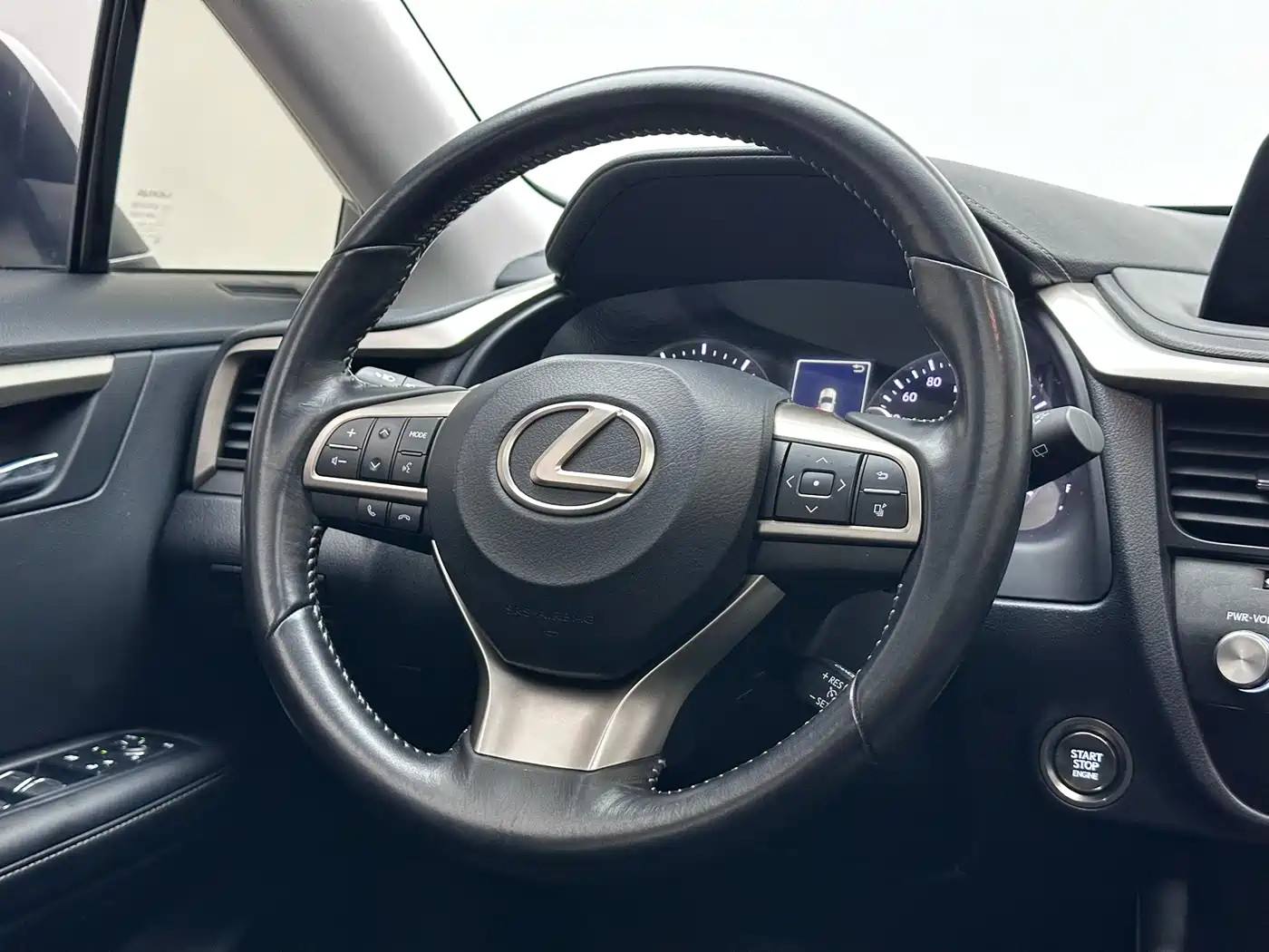 Lexus RX 2020 300 2WD Elite Edition China VI фото 9