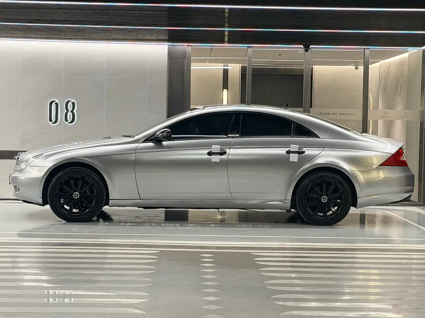 Mercedes-Benz CLS 2009 CLS 300 фото 24