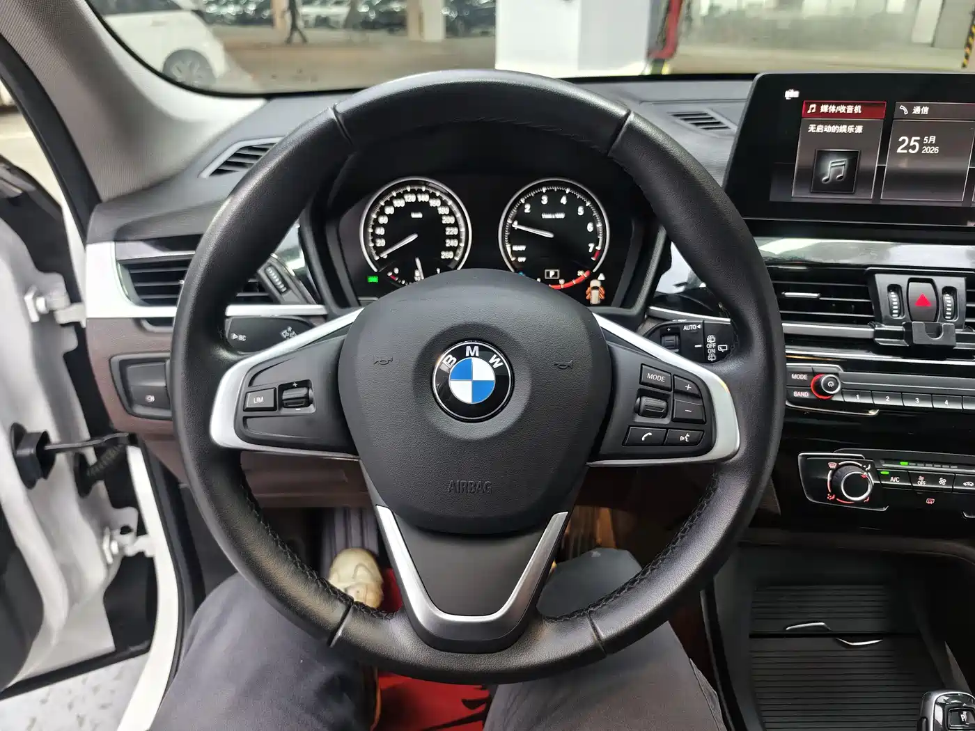 BMW X1 2022 sDrive20Li Fashion фото 20