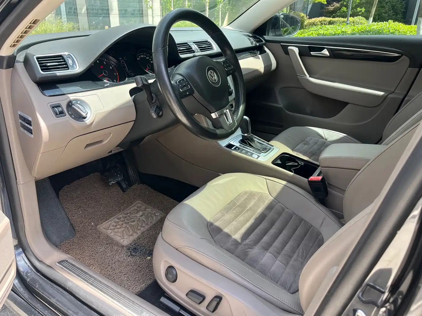 Volkswagen Magotan 2015 Facelift 1.8TSI Luxury фото 6