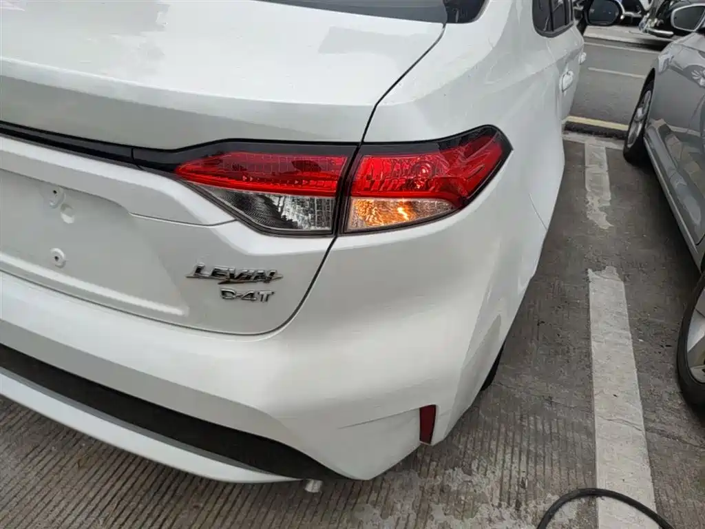 Toyota Levin 2021 185T CVT Luxury Edition фото 8