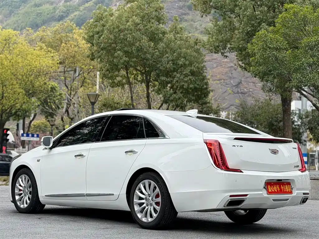 Cadillac XTS 2018 28T Elite фото 4