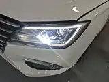 Фото 24 - Roewe i5