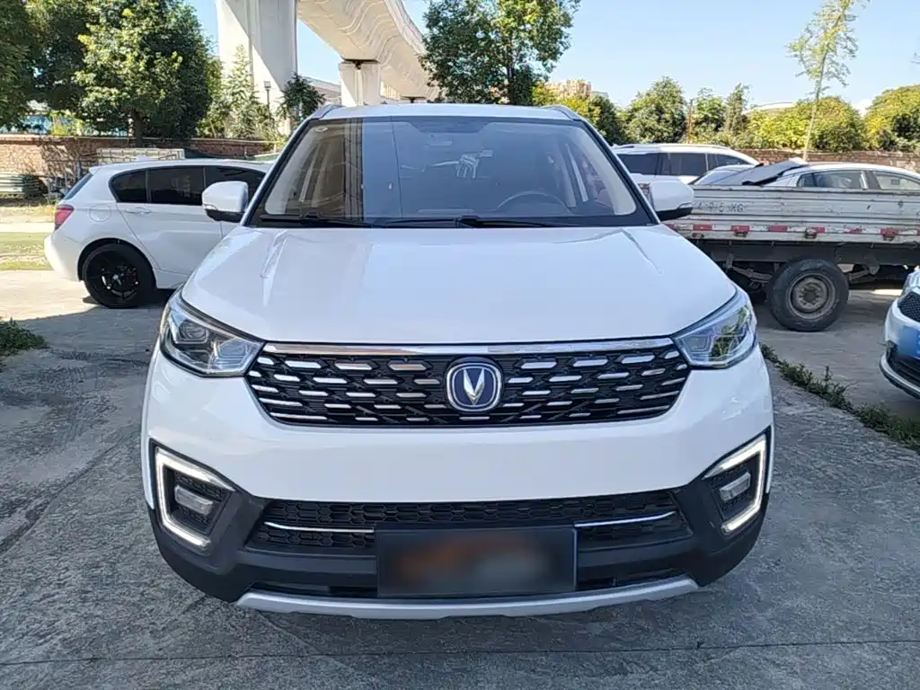 Фото 3 - Changan CS55