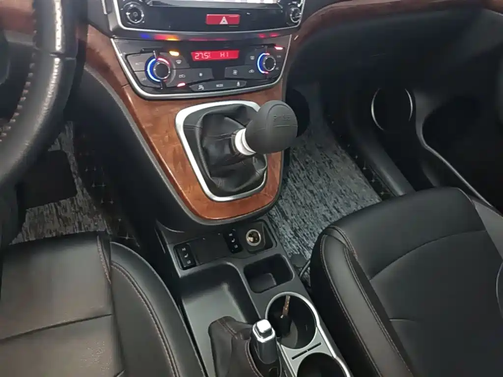 Haval H6 2017 Red Label Sport 1.5T Manual 2WD Elite фото 14