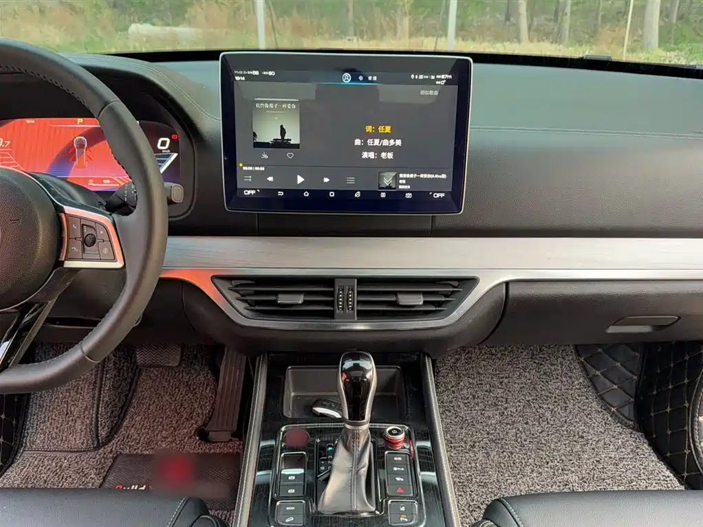 BYD Tang 2018 2.0T Automatic Smart Connection Honor Edition 7-Seater China V фото 24
