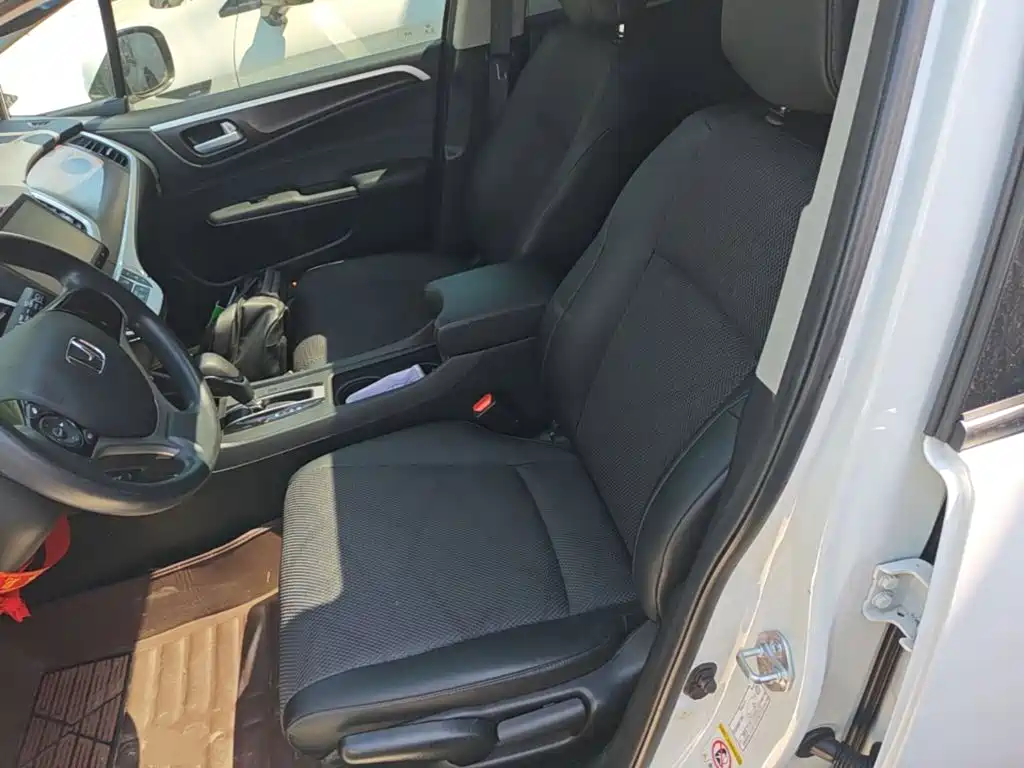 Honda Jade 2016 2016 1.8L Automatic Comfort Elite Version 5-seater