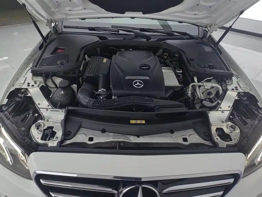 Mercedes-Benz E-Class 2017 E 200 Sport фото 10