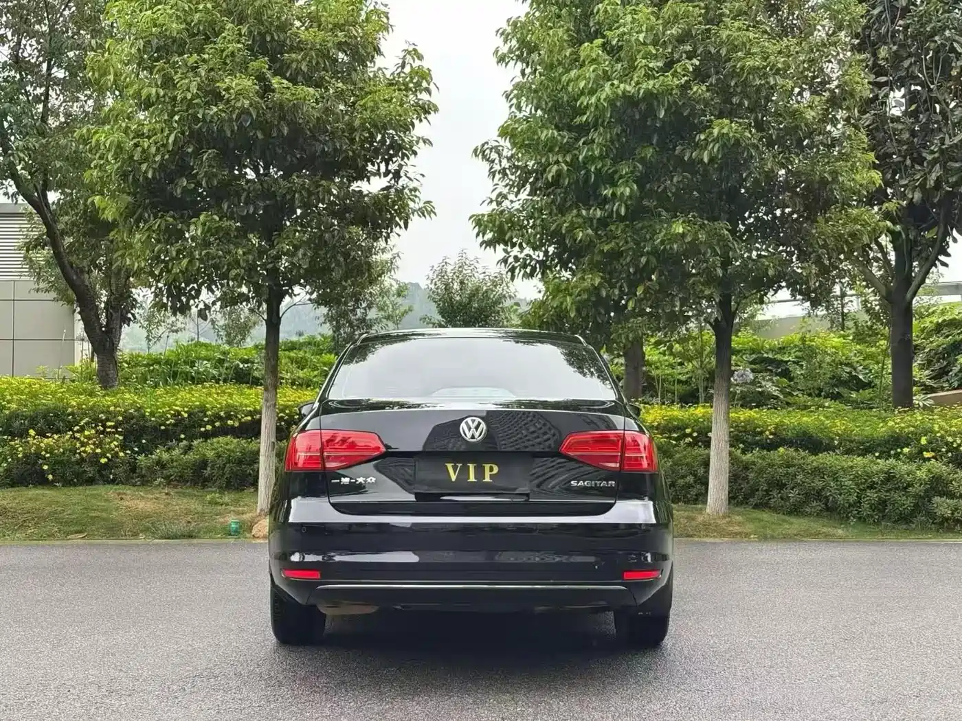 Volkswagen Sagitar 2018 1.6L Automatic Comfort фото 9