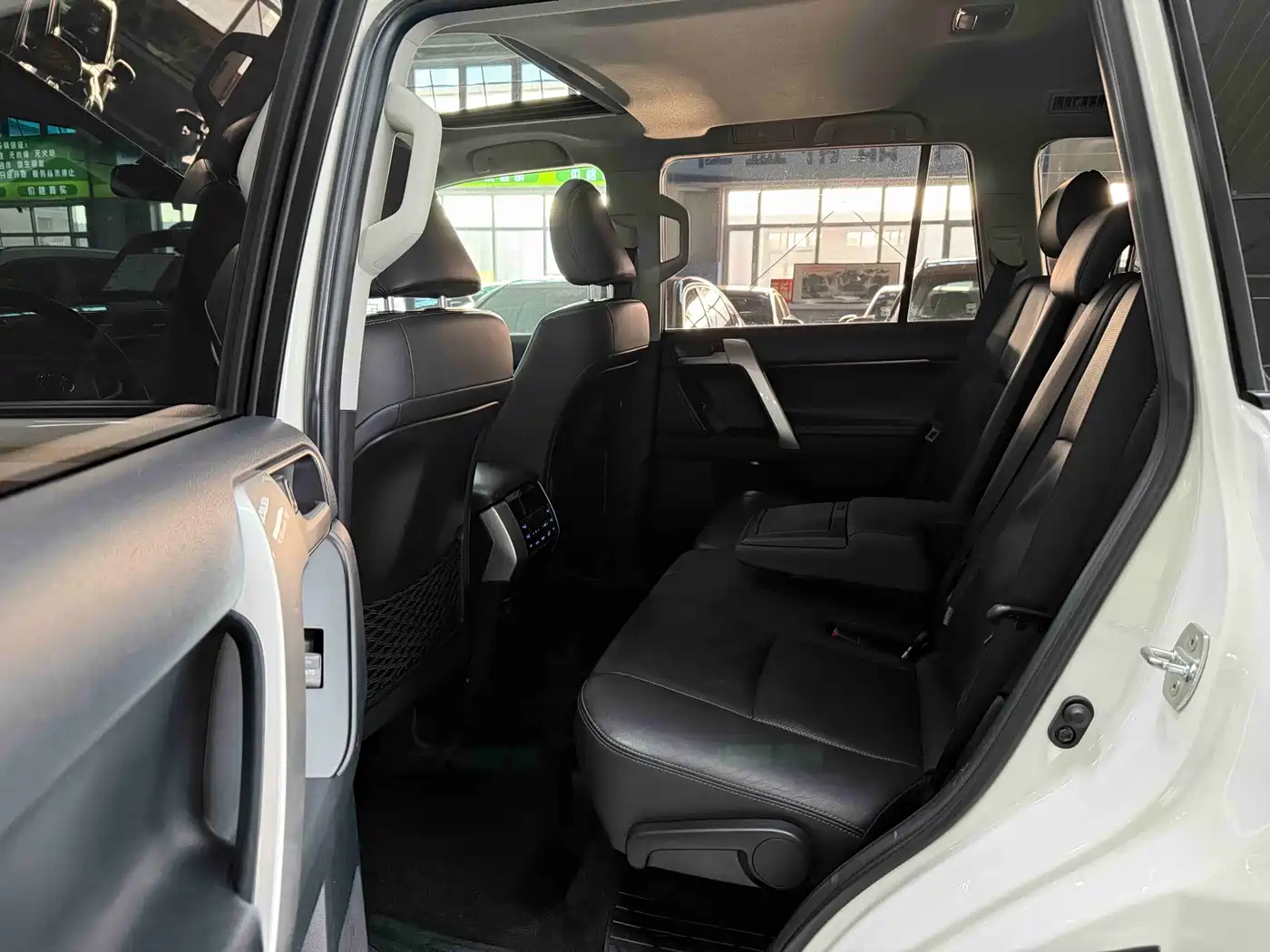 Toyota Prado 2019 3.5L Automatic TX-L Zunxiang Edition with Rear-mounted Spare Tire фото 13