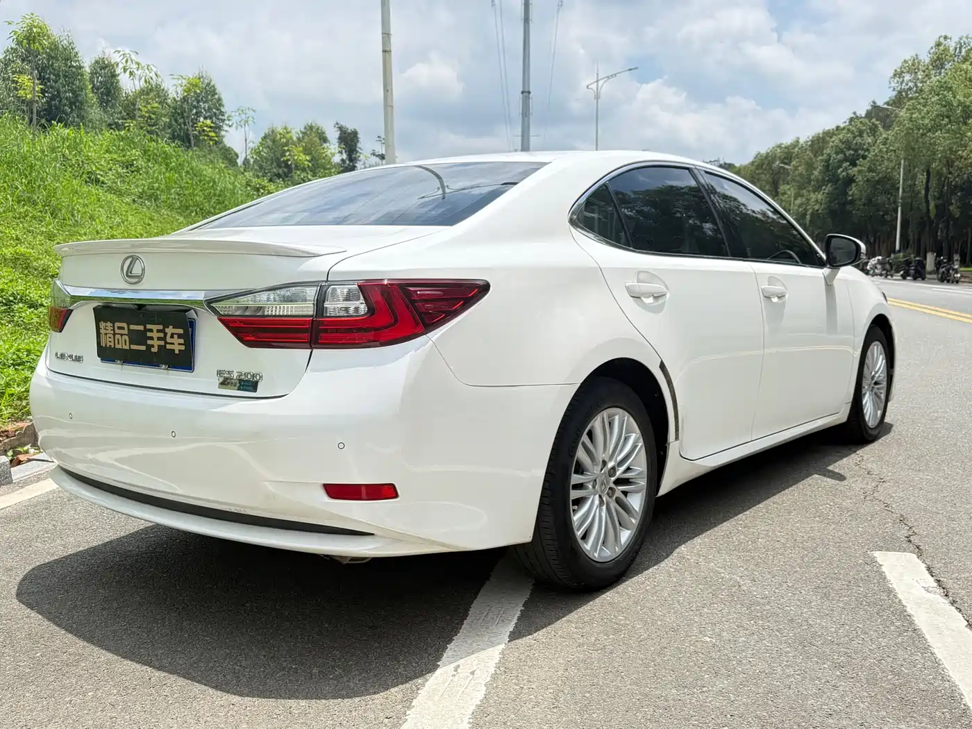 Lexus ES 2015 200 Elite Edition фото 6