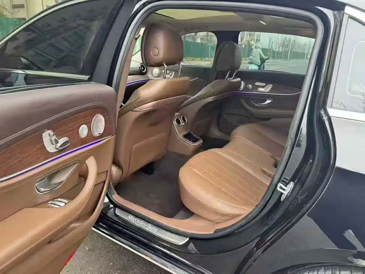 Mercedes-Benz E-Class 2023 Facelift E 300 L Luxury фото 7