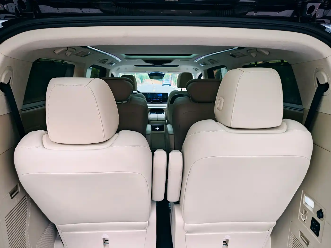 WEY Alpine 2024 2023 AWD Executive Long Wheelbase
