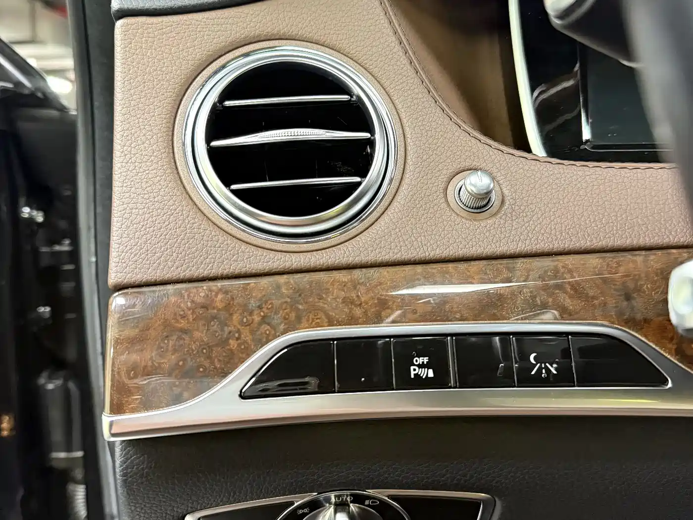 Mercedes-Benz S-Class 2014 S 400 L HYBRID фото 17