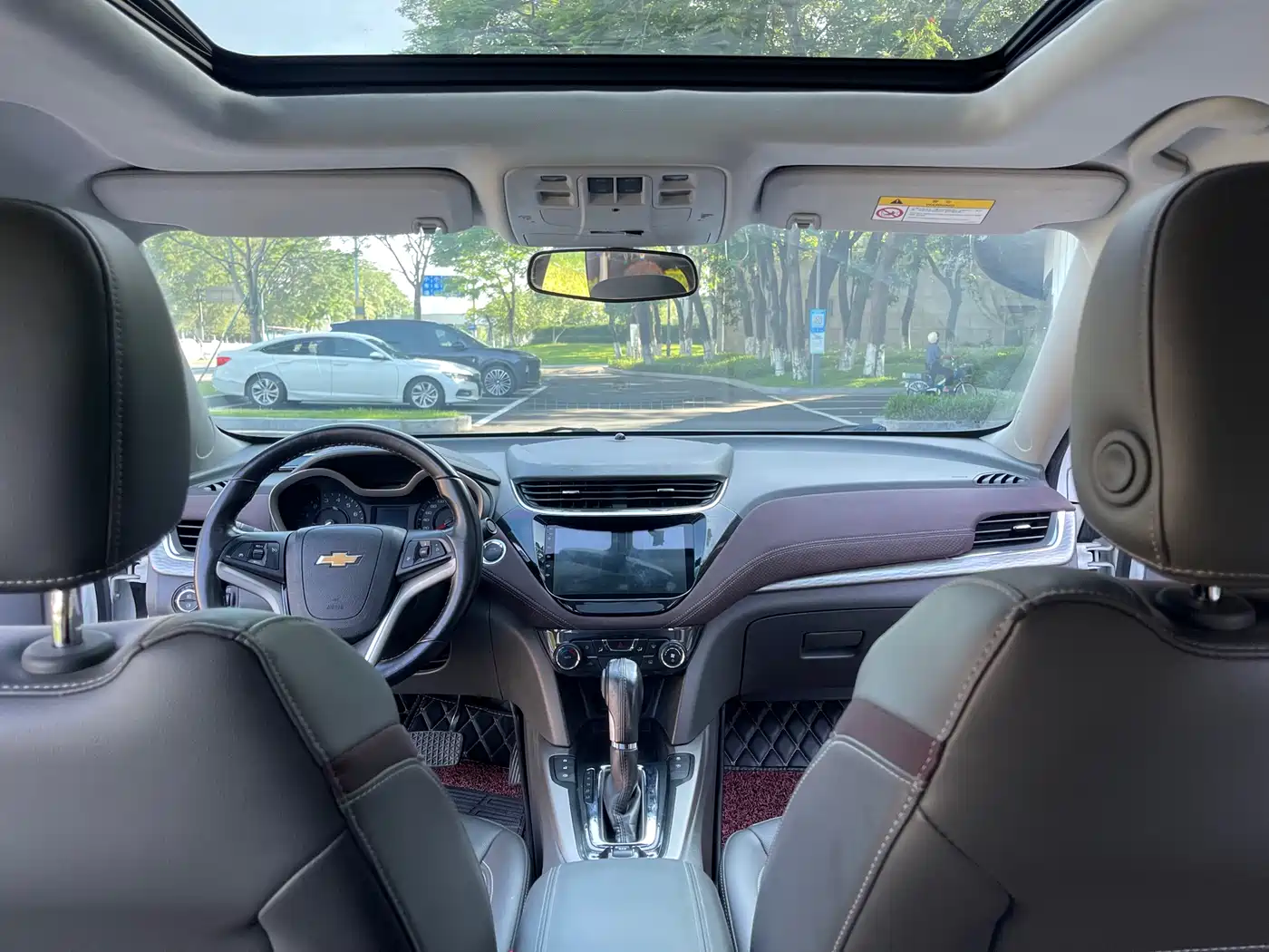 Chevrolet Malibu 2017 1.5T Automatic Luxury Edition фото 12