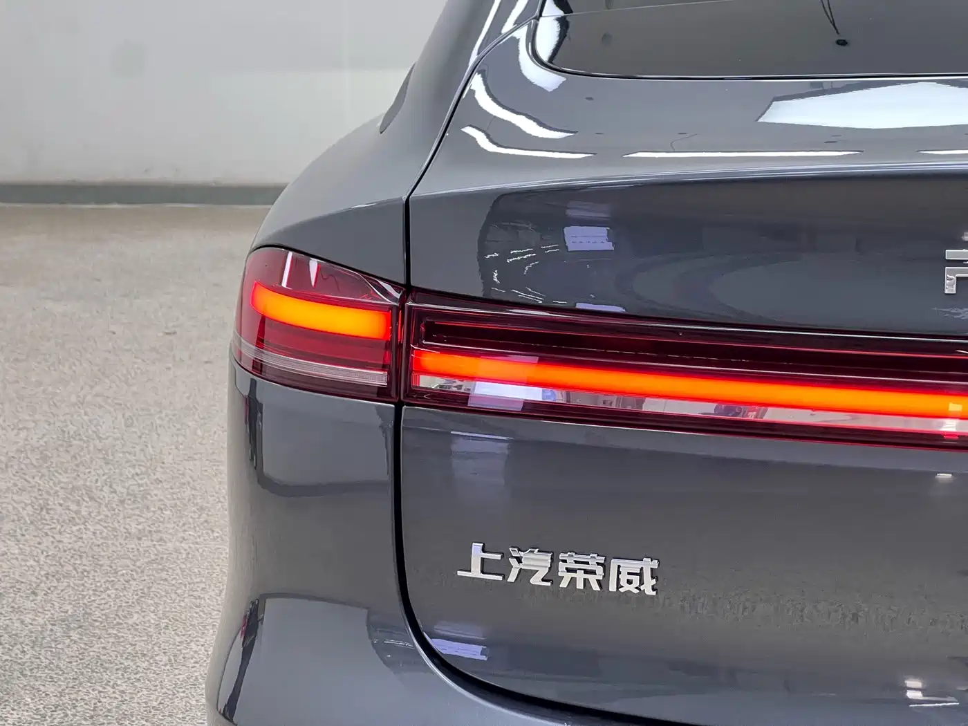 Roewe D6 2025 2025 450km Premium Edition