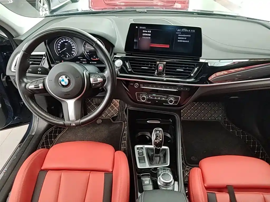 BMW 1 Series 2021 Facelift 125i M Sport Shadow Edition фото 10