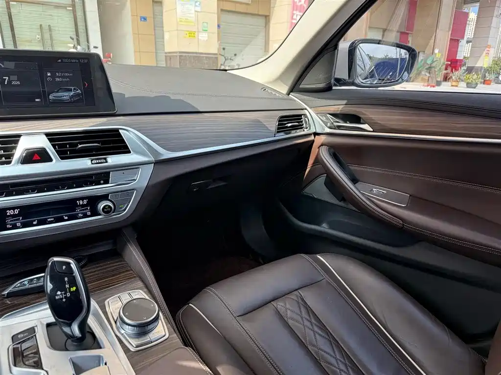 BMW 5 Series 2018 Facelift 530Li Exclusive Luxury Package фото 18