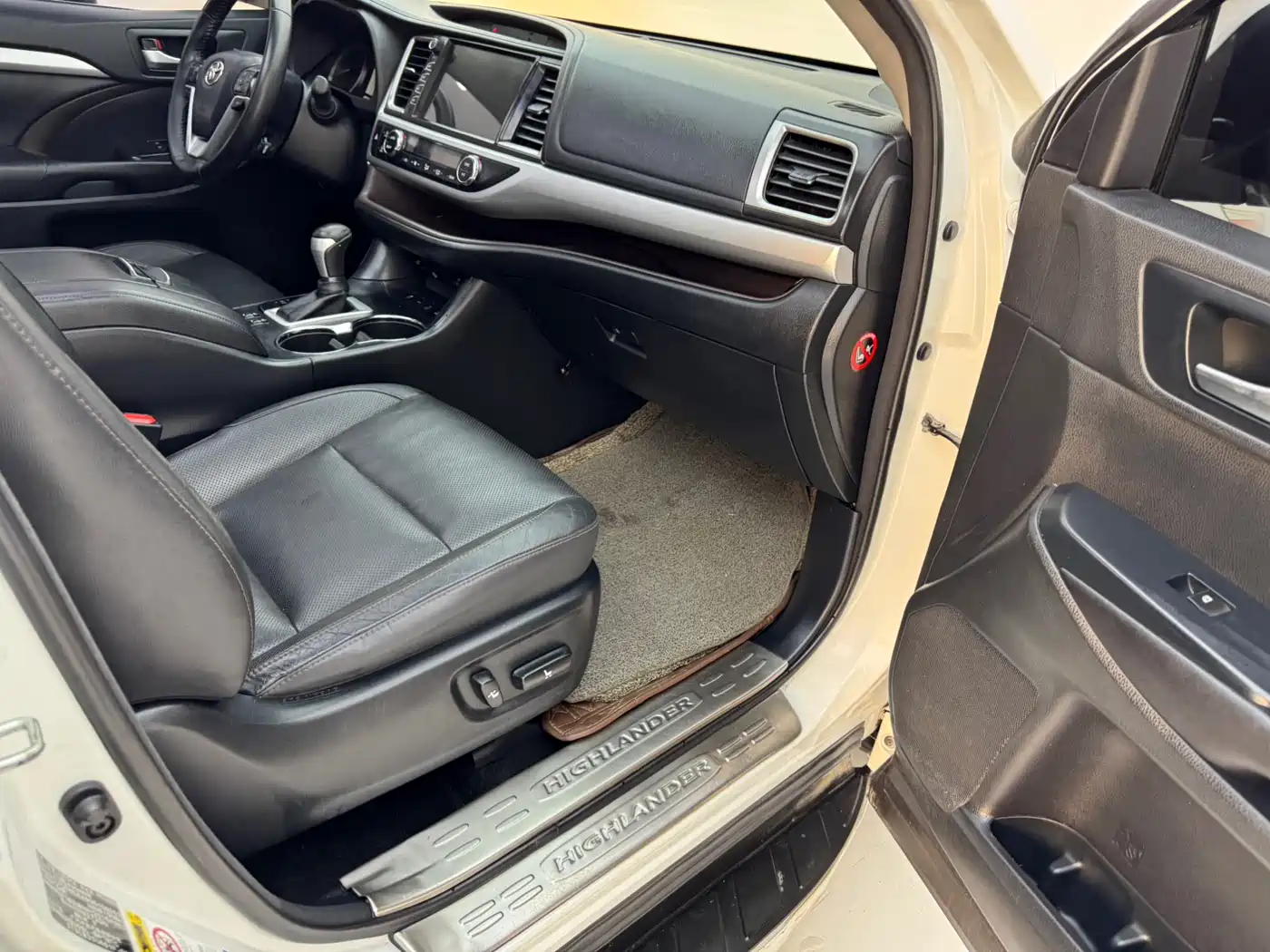 Toyota Highlander 2015 2.0T AWD Luxury Edition 7-seater фото 17