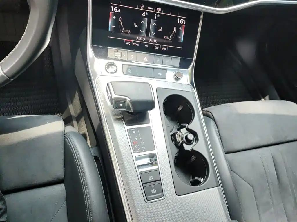 AUDI A6 (IMPORT)