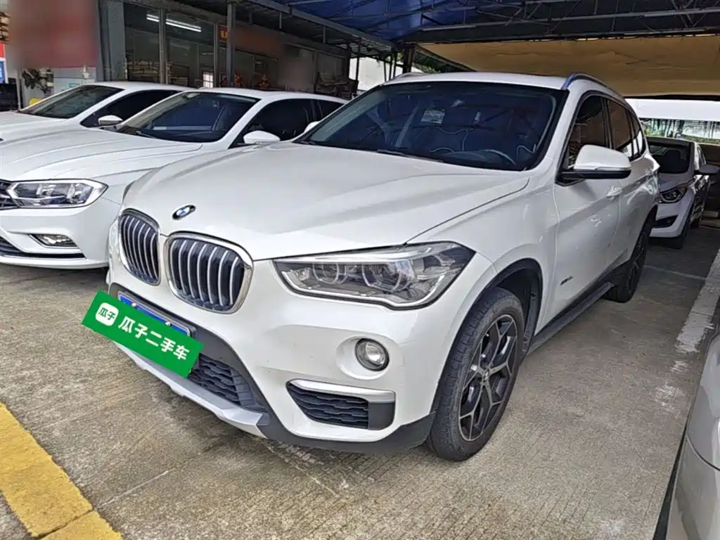 BMW X1 2018 sDrive18Li Premium Model фото 2