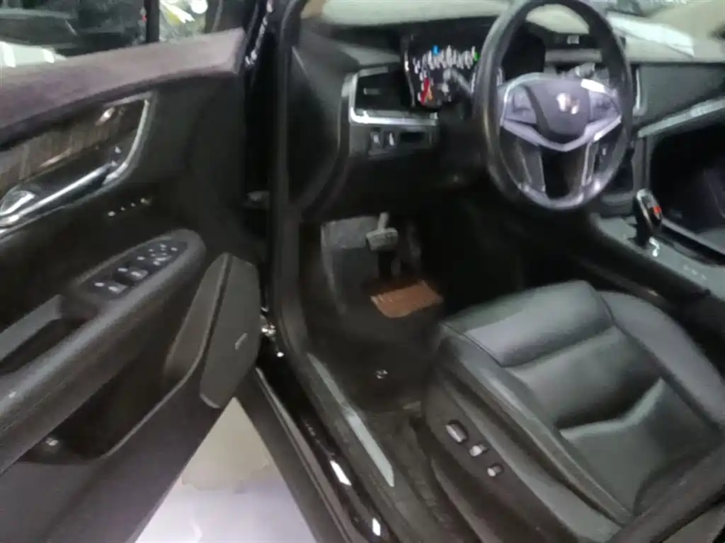Cadillac XT5 2018 28T 4WD Luxury фото 15