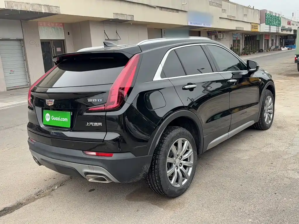 Cadillac XT4 2023 2023 Model Year 28T Two-Wheel Drive Luxury Model