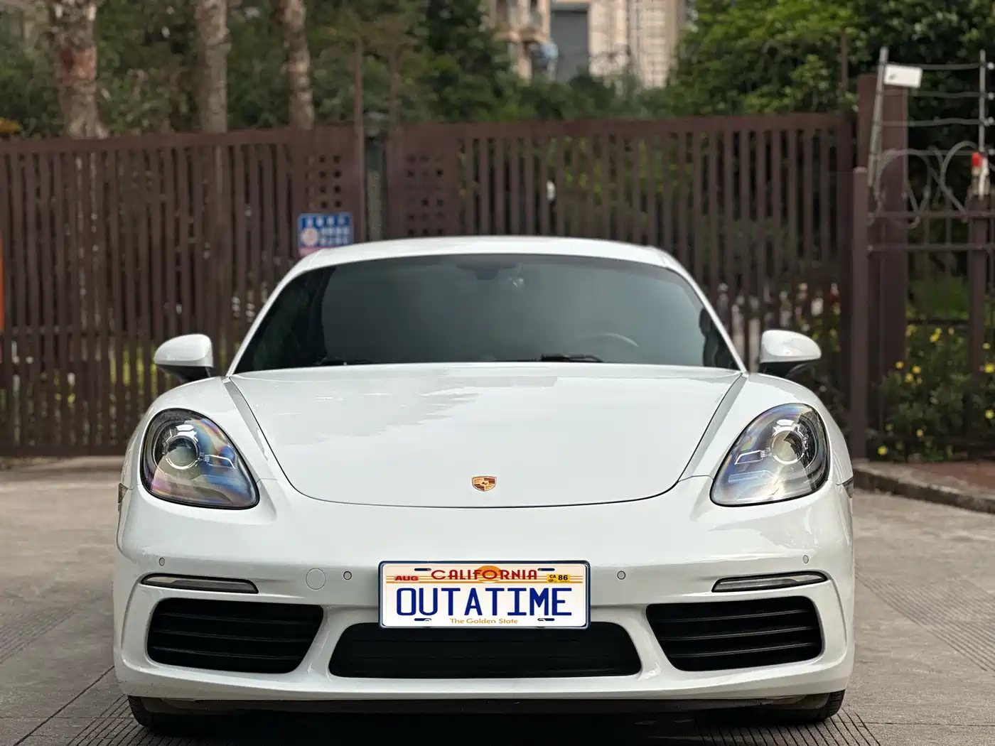 Porsche 718 2016 Cayman 2.0T фото 2