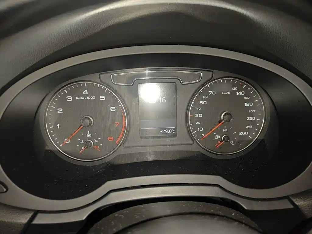 Фото 4 - Audi Q3