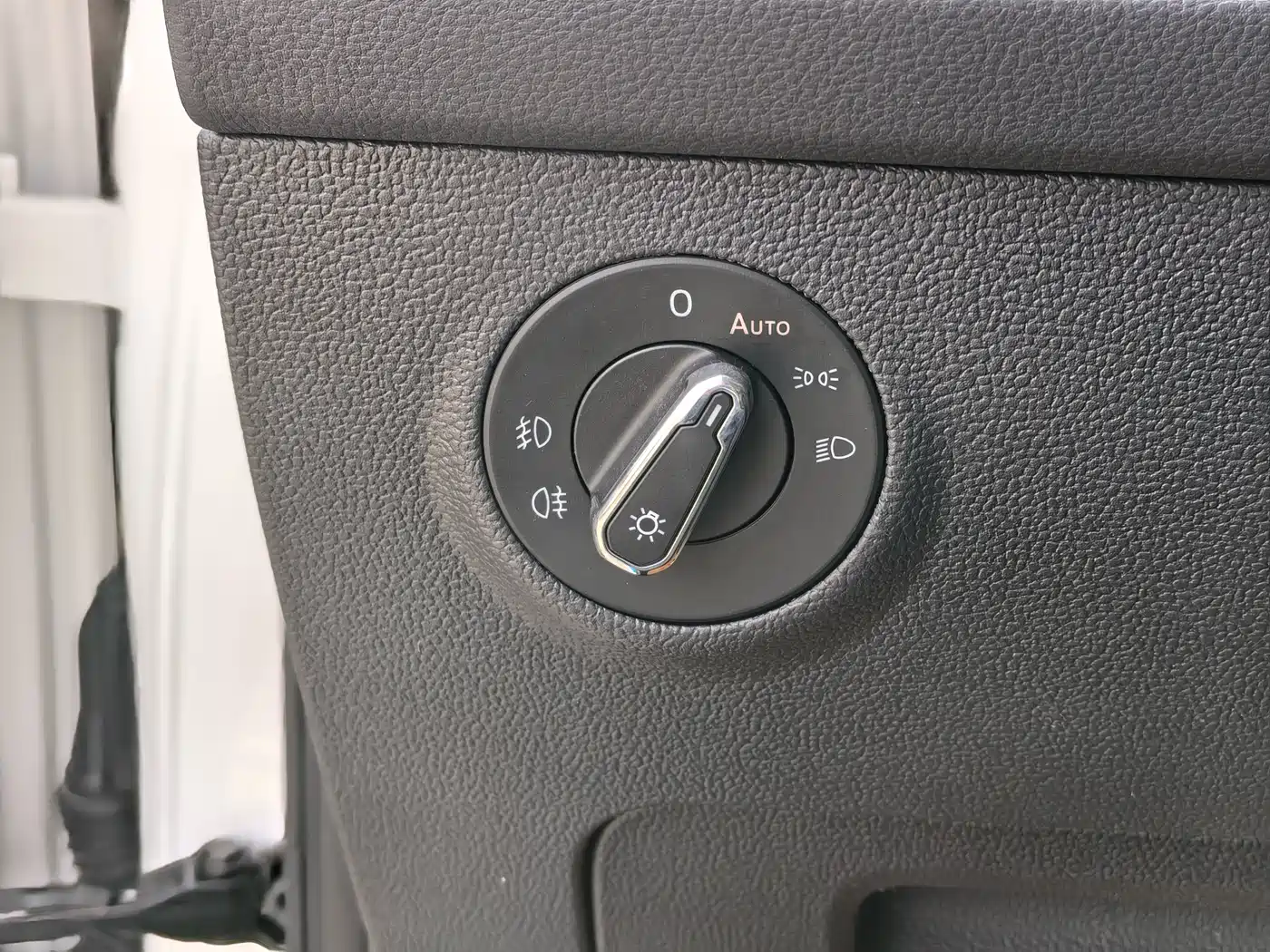 Volkswagen Tharu 2021 330TSI 4WD Luxury Plus фото 13