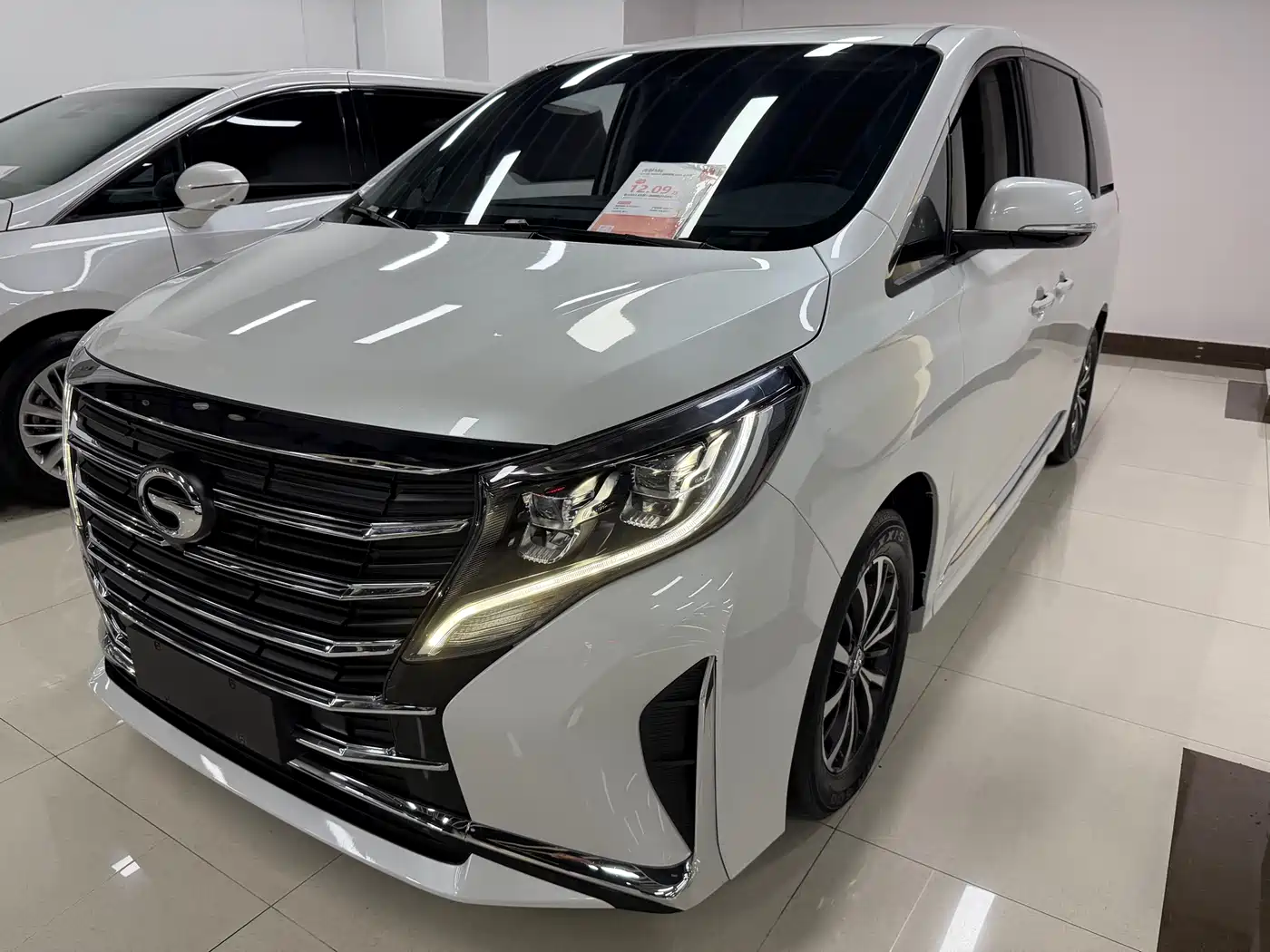 GAC TRUMPCHI M8
