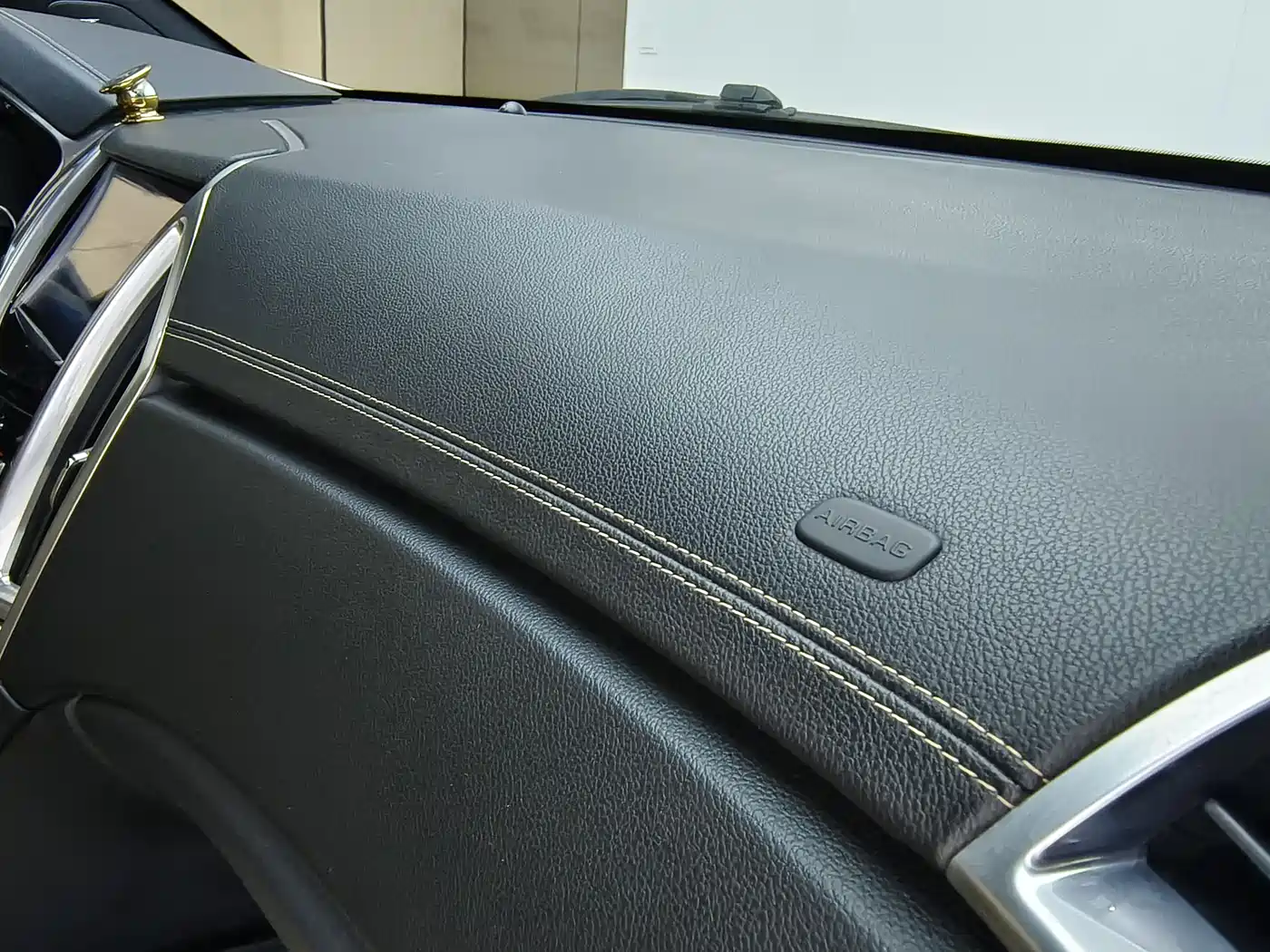 Cadillac SRX 2014 3.0L Flagship Model фото 19