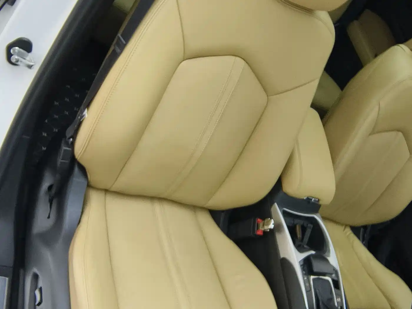 Cadillac SRX 2014 3.0L Flagship Model фото 24