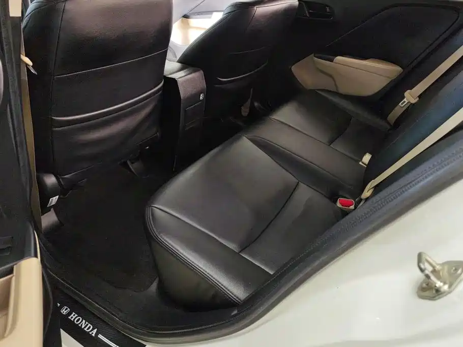 Honda Greiz 2017 2016 1.5L CVT Comfort Edition